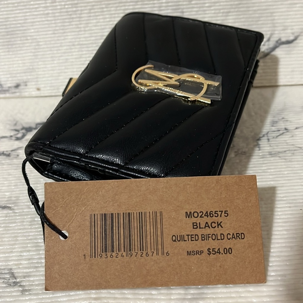 Steve Madden Black Chevron Quilted Wallet - Picture 3 of 12